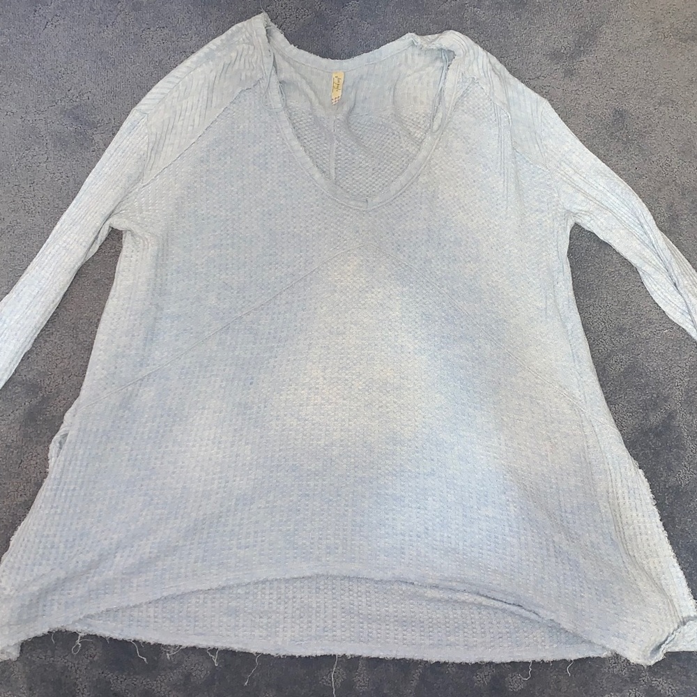 Free People light Blue oversized sweater - small
